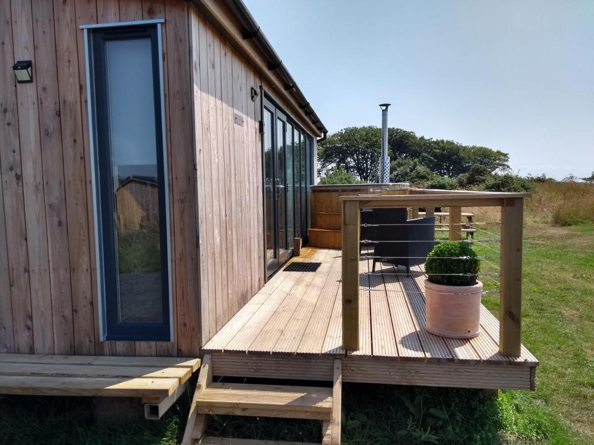 Cleeves Arran Luxury With Hot Tub *